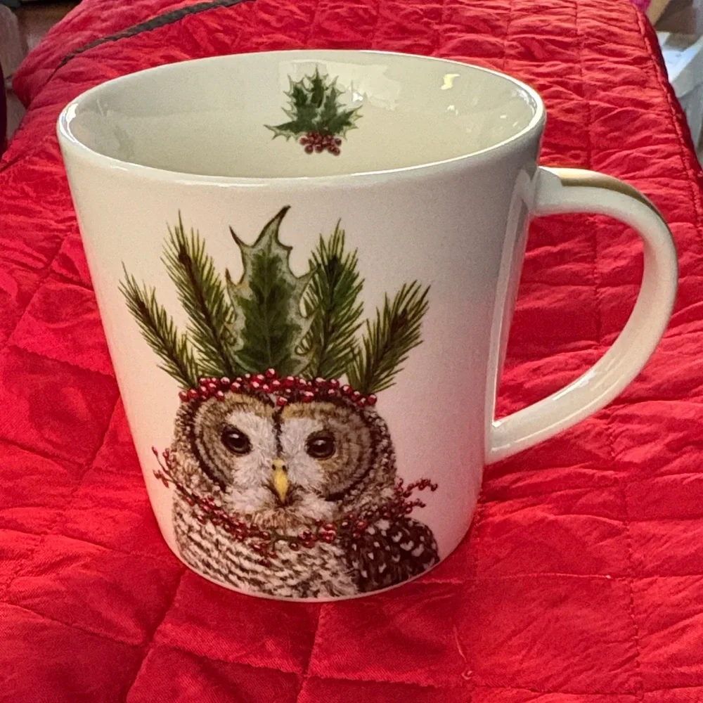 Vicky Sawyer “Candace Owl” Mug with Holly Design - Picture 1 of 4